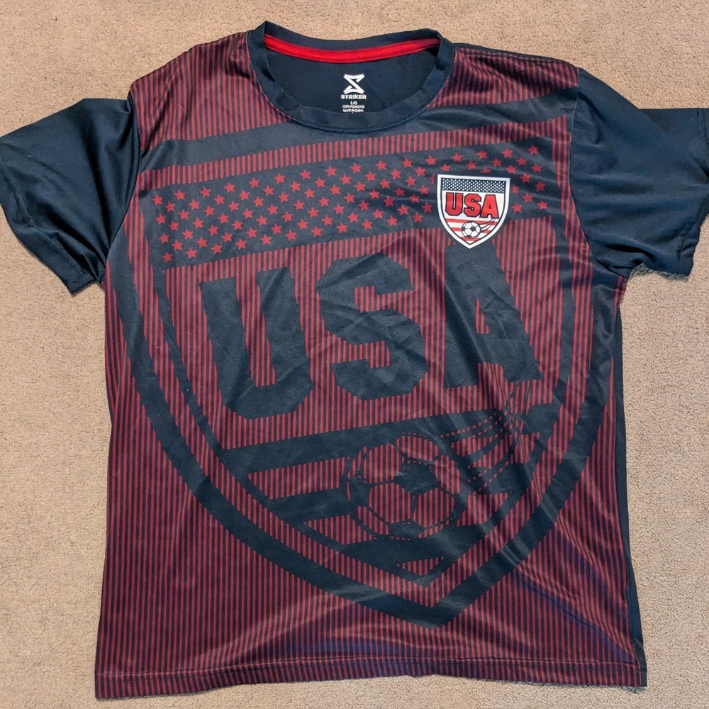Striker Team USA Soccer Jersey Size Large